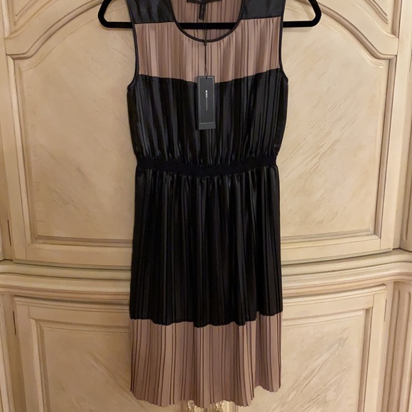 BCBGMAXAZRA New black/tan ROMA dress size XS. New with tags. - Picture 3 of 7